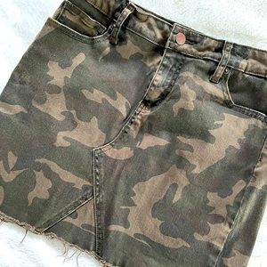 Altar’d State Camo Mini